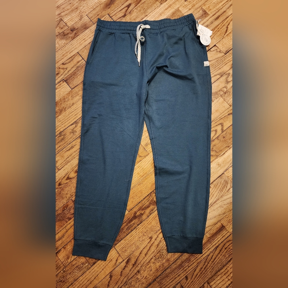 Vuori Ponto Performance Joggers Mens Large Green NWT Soft Stretch Athleisure